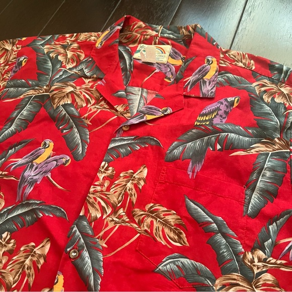 Paradise Found Shirt Mens XL Jungle Bird Red Hawaiian Parrot Magnum PI EUC - Picture 4 of 7